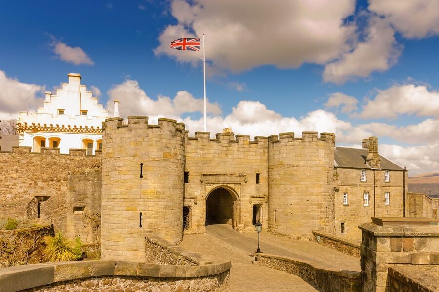 From Glasgow: Loch Lomond, Trossachs & Stirling Castle Tour - Stirling Castle and Scotland’s royal story