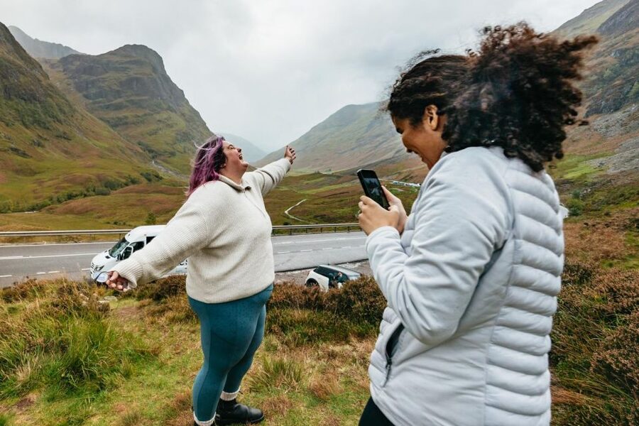 From Glasgow: Oban, Glencoe, Highland Lochs & Castles Tour - Leaving Glasgow for Loch Lomond