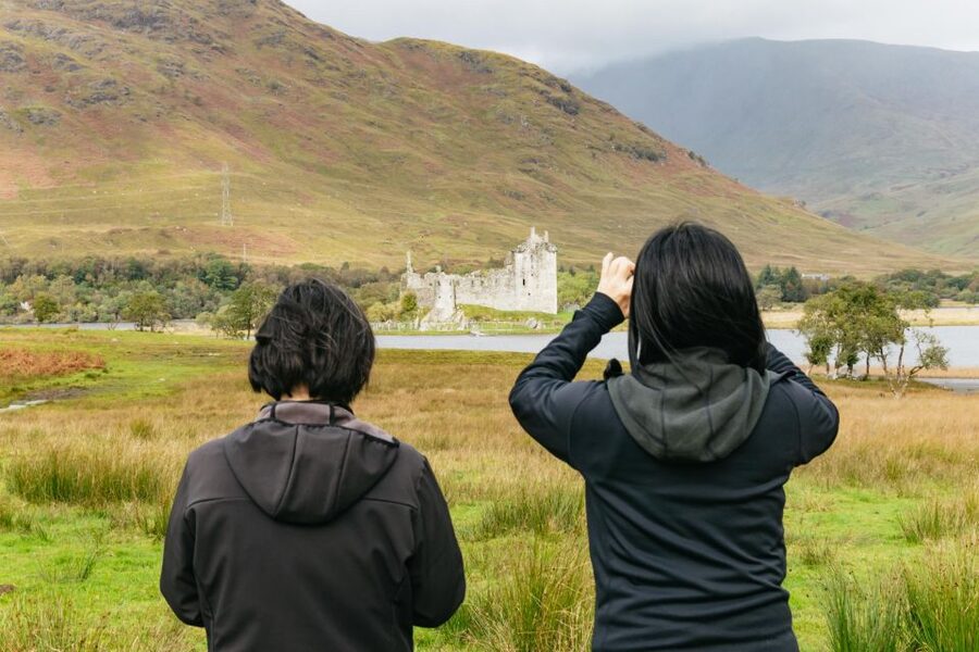 From Glasgow: Oban, Glencoe, Highland Lochs & Castles Tour - Castle Stalker and the road to Glencoe