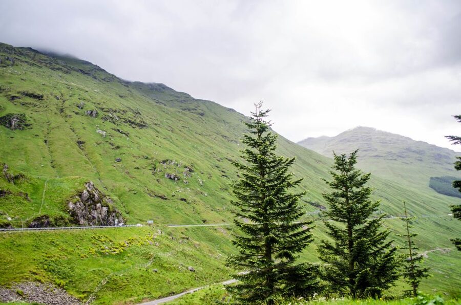 From Glasgow: Oban, Lochs & Inveraray Day Tour - Luss and the first look at Loch Lomond