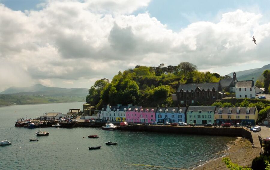 From Glasgow: Scottish Highlands & Isle of Skye 5-Day Tour - Day one: Loch Lomond, Kilmartin Glen, and Oban
