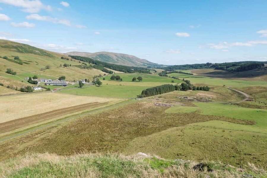 From Glasgow; Stirling and Scenic District 7 Hour Tour - Stirling Castle: give Scotland’s royal stronghold 90 minutes