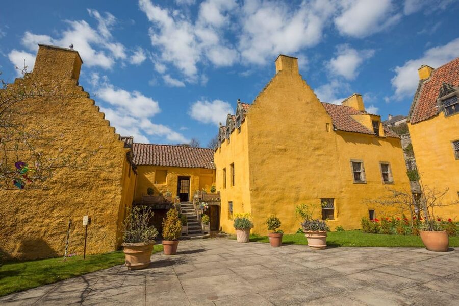 From Glasgow: The Kelpies, St Andrews and Fife Adventure - What the guides add to the day