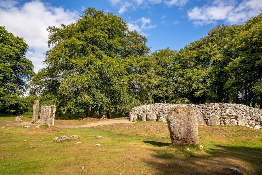 From Inverness: Cawdor Castle and Cairngorms National Park - Clava Cairns and Scotland’s Bronze Age past