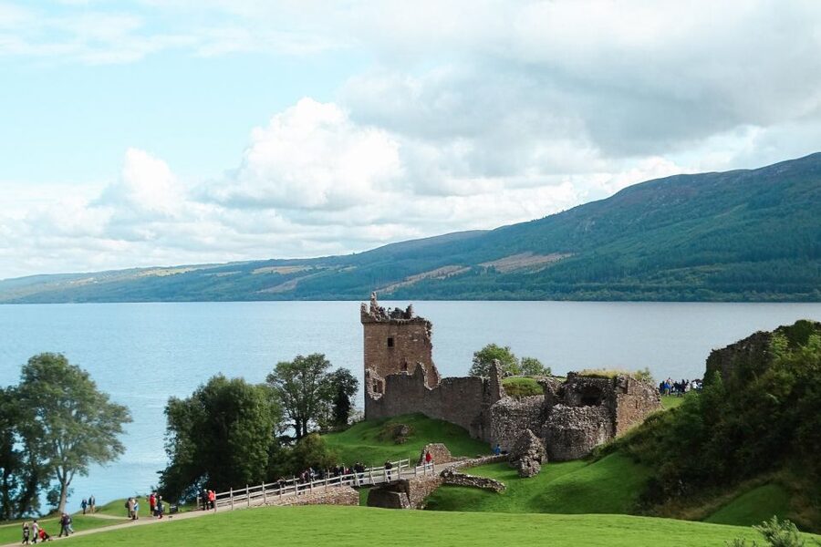 From Inverness: Loch Ness and the Highlands Day Trip - Lunch and canal boats in Fort Augustus