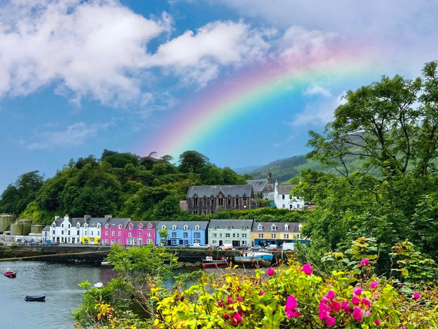 From Inverness: Skye Explorer Full-Day Tour with 3 Hikes - Fairy Glen feels strange, small, and easy to enjoy