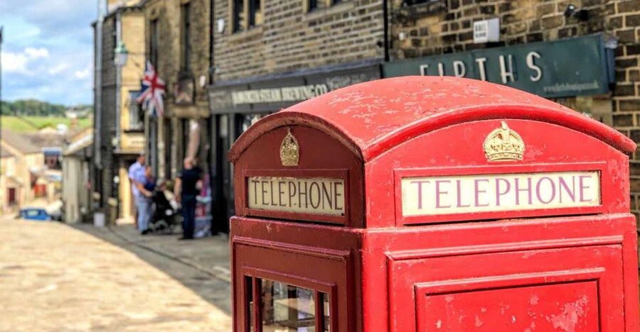 From Liverpool: Full-Day Yorkshire Sightseeing Adventure - Hawes gives you only a glimpse