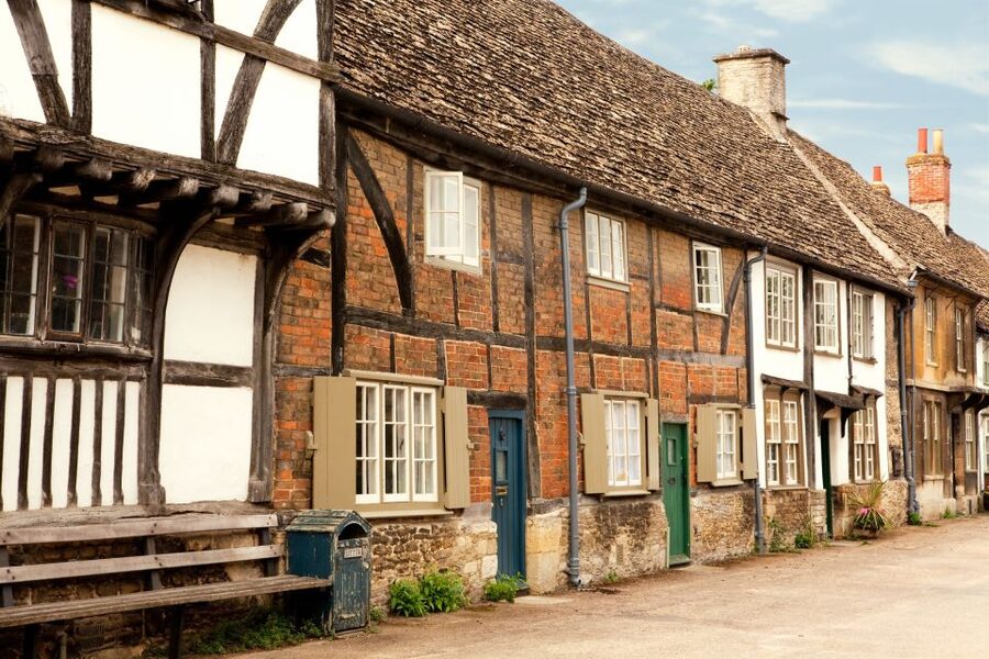 From London: Bath, Avebury and Lacock Village Day Trip - Lacock village and the Abbey cloisters