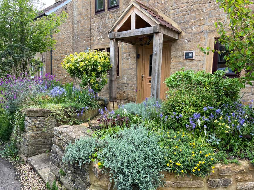 From London: Cotswolds Private One-Day Tour by Car - A full day means choosing your priorities