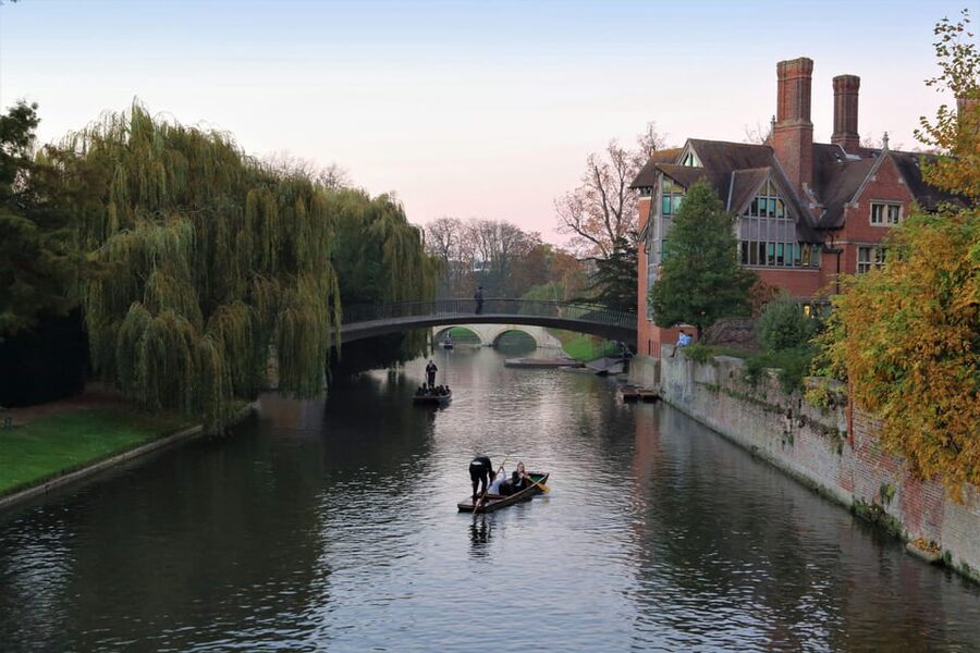 From London: Day Tour to Cambridge University+Windsor Castle - FAQ