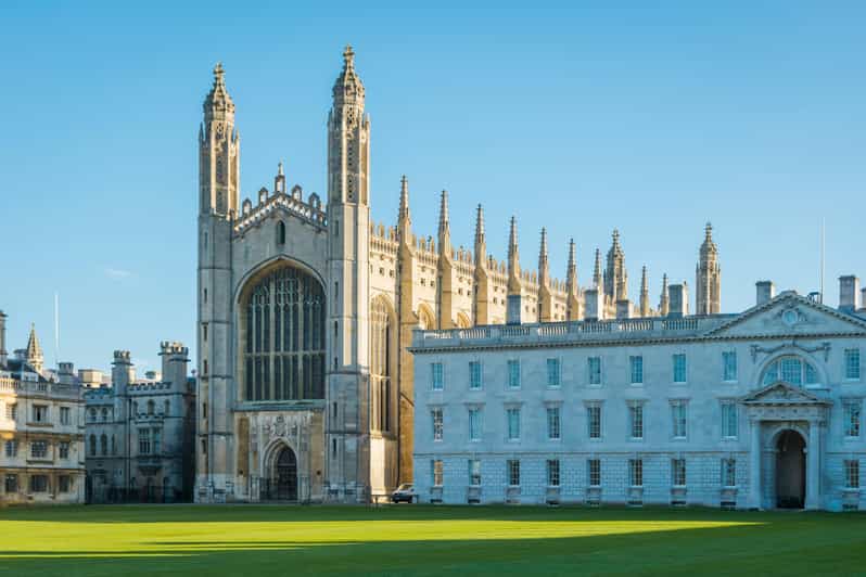 From London: Day Tour to Cambridge University+Windsor Castle - Lunch is a pause, not a culinary tour