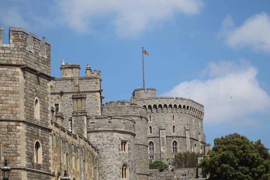 From London: Day Tour to Cambridge University+Windsor Castle - Who should choose this day trip?