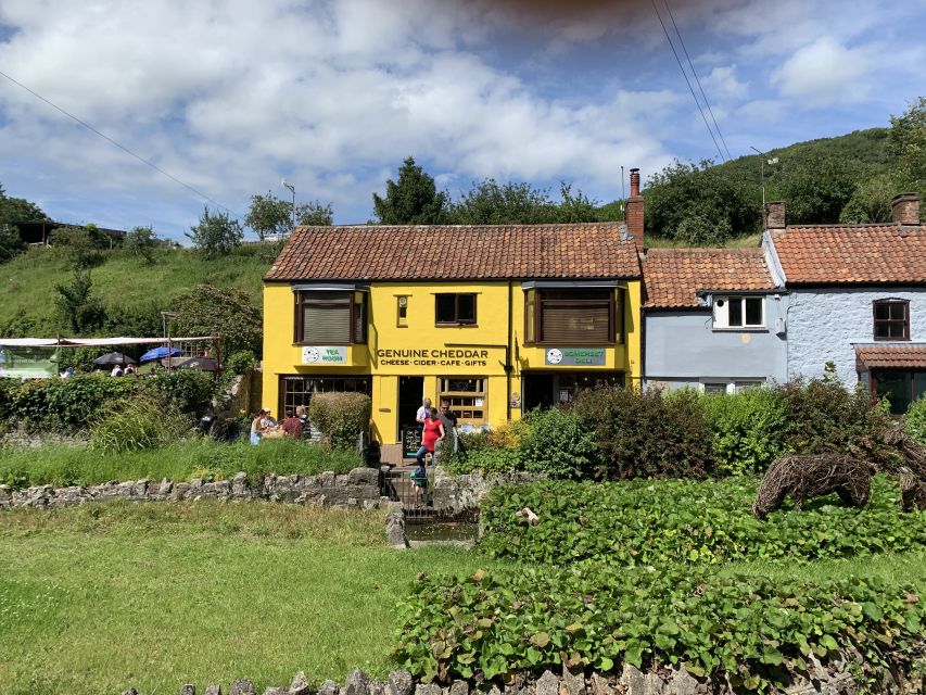 From London: Glastonbury and Cheddar Gorge Guided Day Trip - What the $120 price really covers