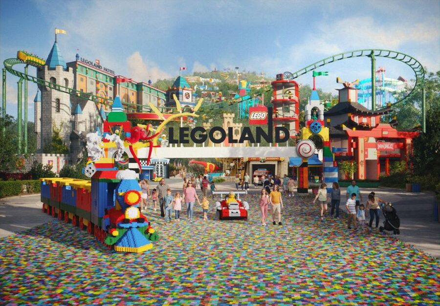 From London: LEGOLAND® Windsor Resort Entry & Coach Transfer - The journey to LEGOLAND Windsor