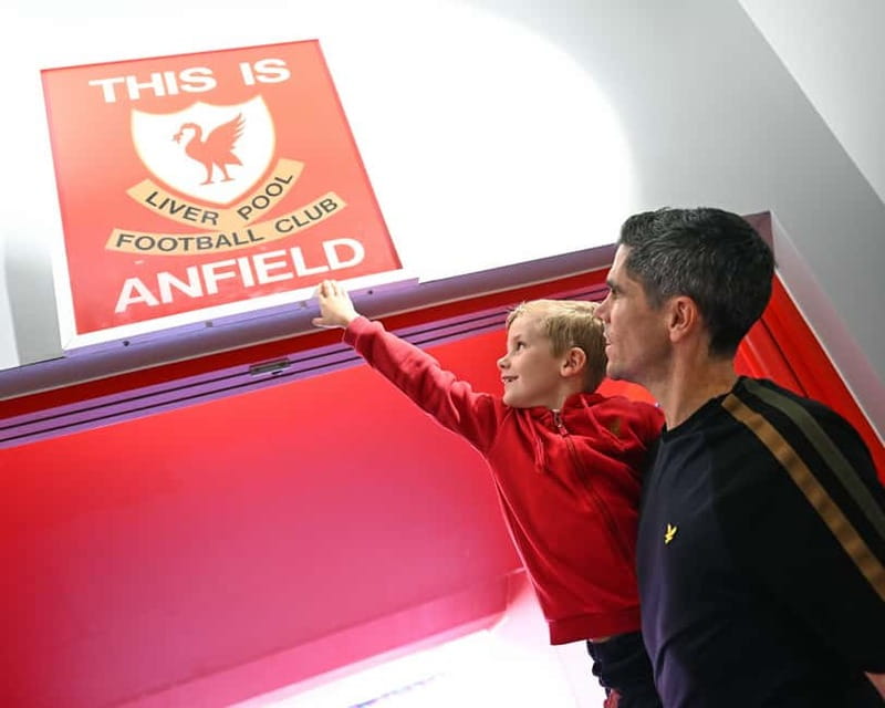 From London: Liverpool FC Stadium & Museum Rail Day Tour - From London Euston to Liverpool Lime Street