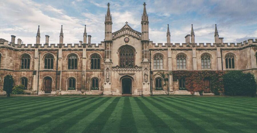 From London: Oxford and Cambridge Guided Day Tour - Cambridge and the Church of St. Mary the Great tower