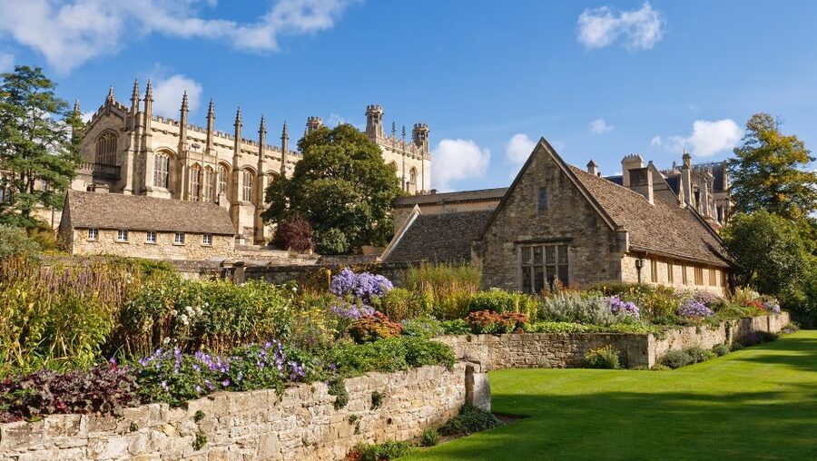 From London: Oxford and Cambridge Universities Tour - Cambridge: Cobblestones, College Lawns, and King’s Chapel