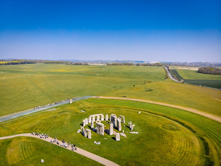 From London: Private Skip-the-Line Stonehenge Tour - Who should book this Stonehenge experience?