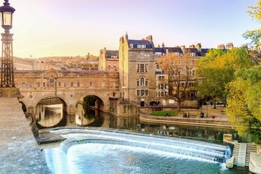 From London: Stonehenge and Bath Day Trip with Ticket - Meeting at Gloucester Road for a 7am departure