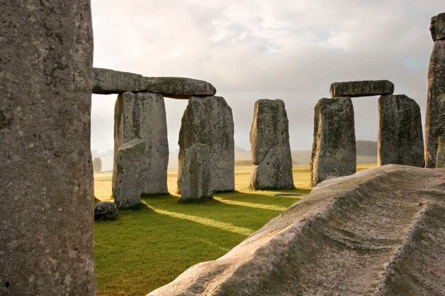 From London: Stonehenge and Bath Private Full-Day Trip - The Pump Room and Bath’s thermal water