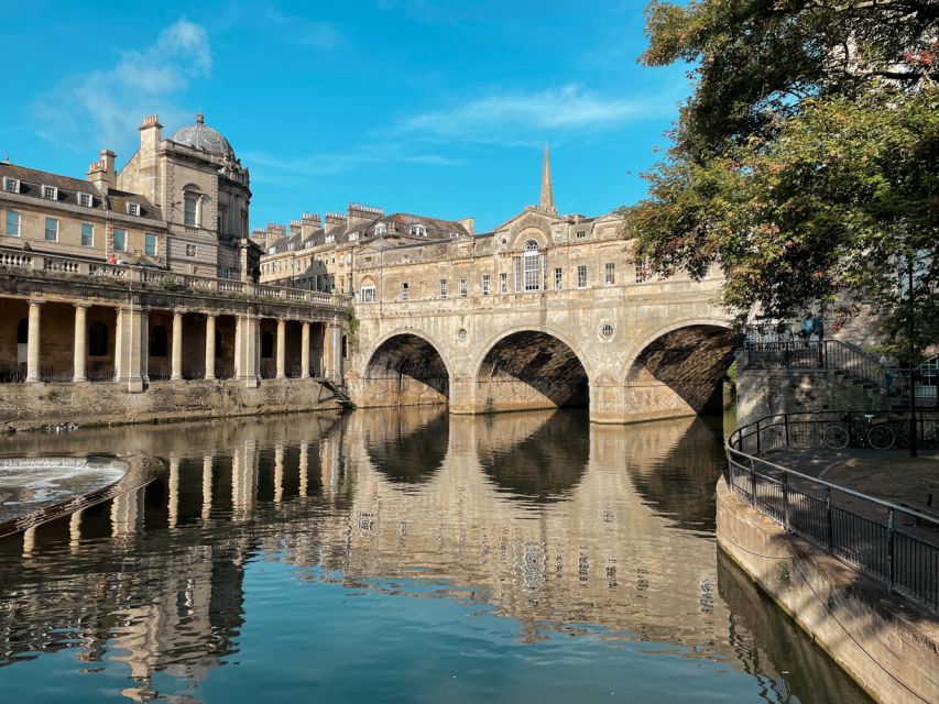 From London: Stonehenge and Bath Private Full-Day Trip - Walking Bath’s Roman and Georgian streets