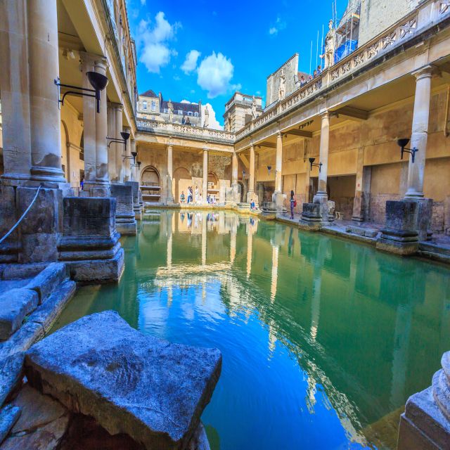 From London: Stonehenge, Bath and Windsor Private Car Tour - Choosing 11 hours or 12 hours