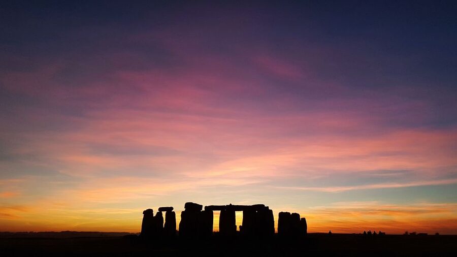 From London: Stonehenge Inner Circle and Windsor Day Trip - Is $236 good value?
