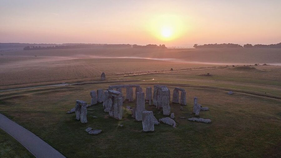 From London: Stonehenge Special Access Morning Tour - The 5:30 AM Start From Earls Court