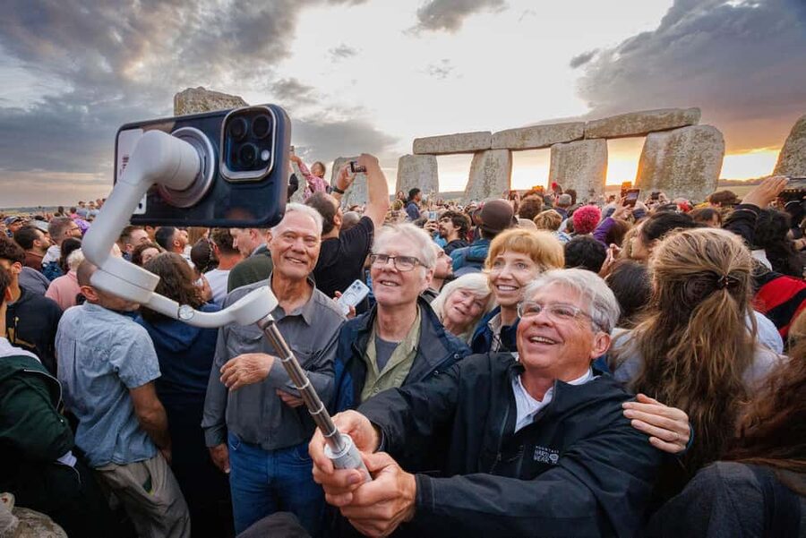 From London: Stonehenge Summer Solstice Sunrise Tour - Why the summer solstice changes Stonehenge