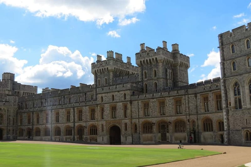 From London: Stonehenge & Windsor Castle Tour with Tickets - Stonehenge: two hours with the ancient stones