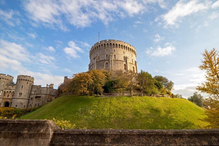 From London: Windsor Castle Full Day Guided Tour By Train - Returning to London around 5:00 pm