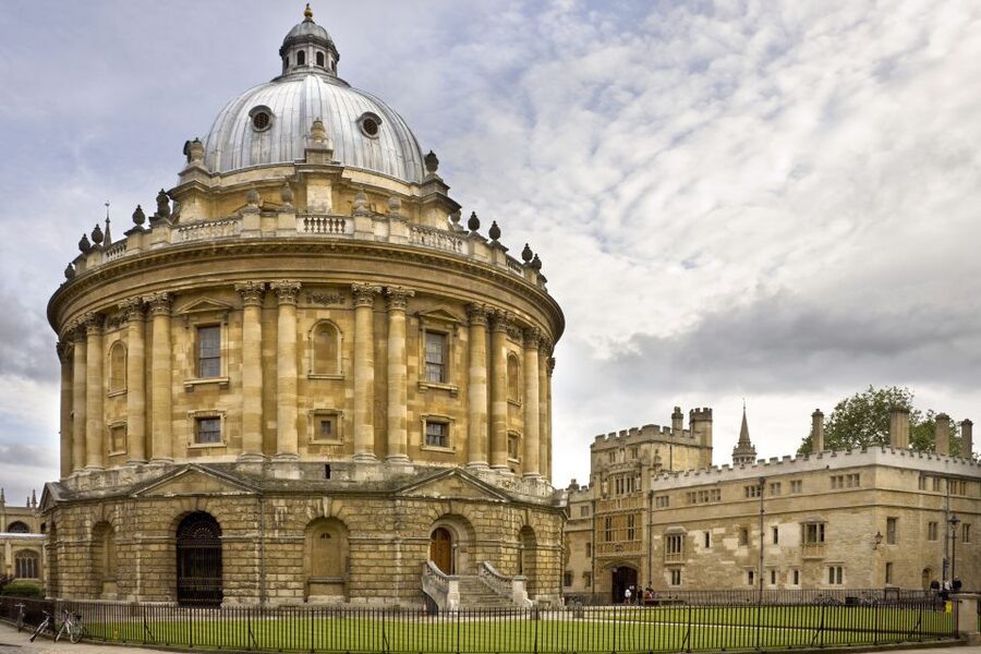 From London: Windsor, Oxford & Stonehenge Full-Day Trip - The big question: can three places fit into one day?