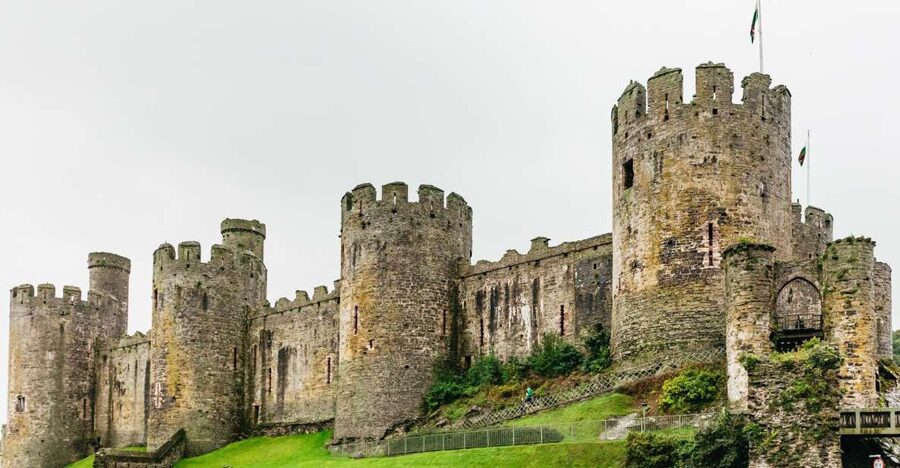 From Manchester: North Wales, Snowdonia, and Chester Tour - Leaving Manchester for the Welsh border