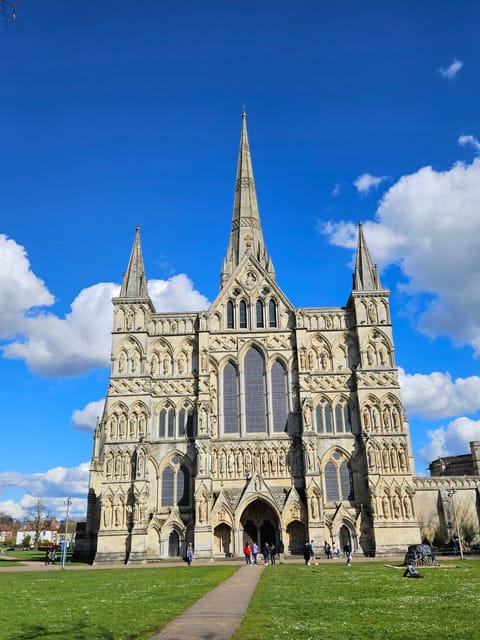 From Southampton: New Forest and Salisbury Private Tour - Key points at a glance