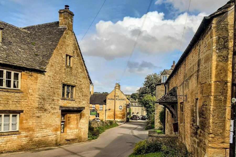 From Stratford-on-Avon/Moreton-in-Marsh: Secret Cotswolds - Rollright Stones: ancient stones and wide views