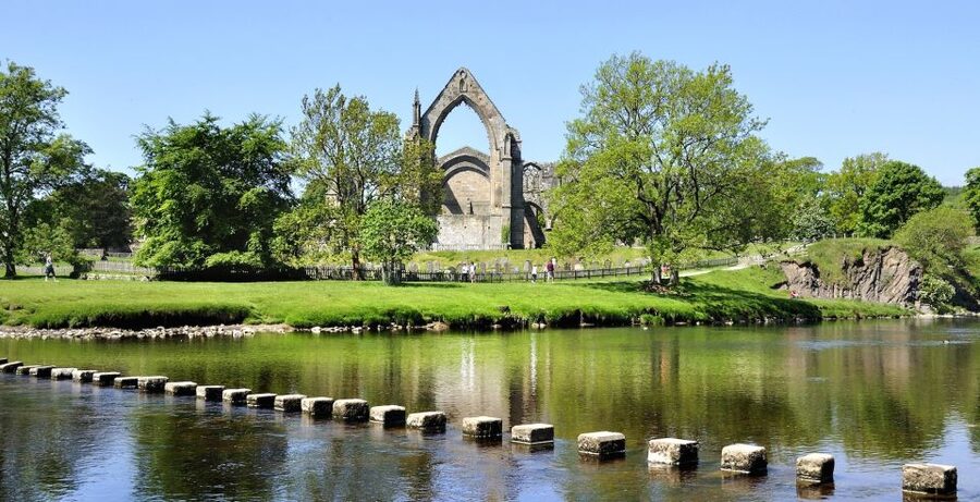From York: Herriot and Yorkshire Dales Day Trip - Across Masham Moor to Nidderdale