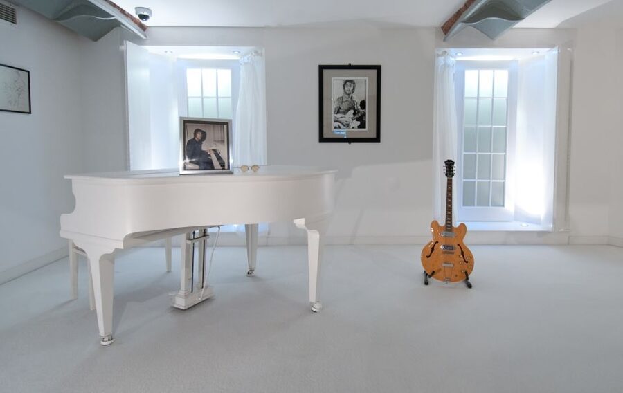 Full-Day Beatles and Liverpool Tour from London - Is $303 a fair price?