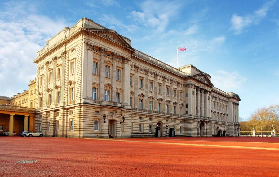 Full-Day London Experience: Tower, St. Pauls, Cruise & Guard - The Changing of the Guard at Buckingham Palace