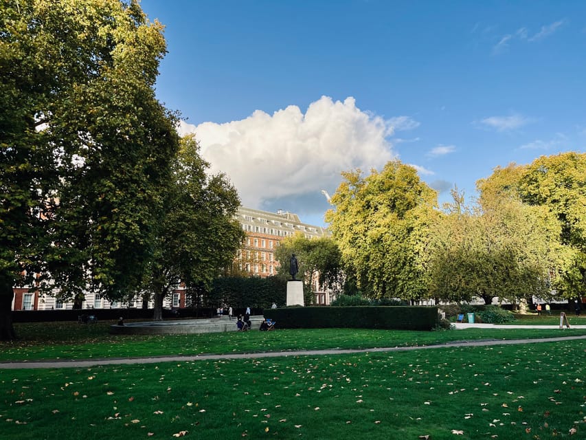 Ghosts and Legends of Mayfair Walking Tour - London - Fortnum & Mason and The Ritz: luxury with a sinister edge