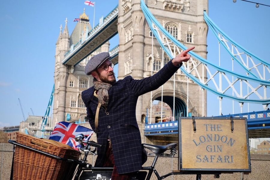 Gin Safari: Boozy London History on Two Wheels - Starting at Hercules Road