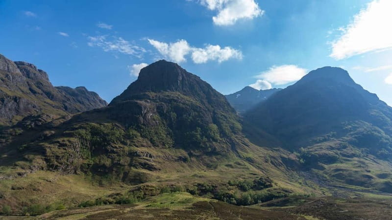 Glasgow: Mountains, Glens & The Loch Ness Monster Day Tour - Luss offers a quick Loch Lomond introduction