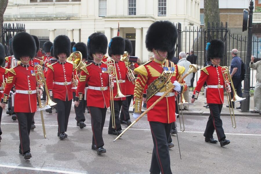 Grand London Half-Day Bicycle Tour - Buckingham Palace and the Changing of the Guard