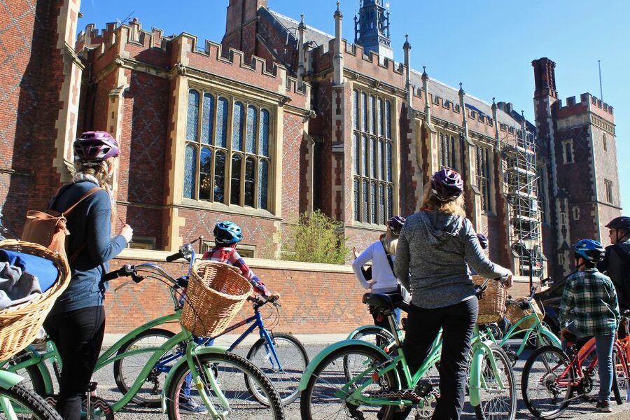 Grand London Half-Day Bicycle Tour - How the guides shape the experience