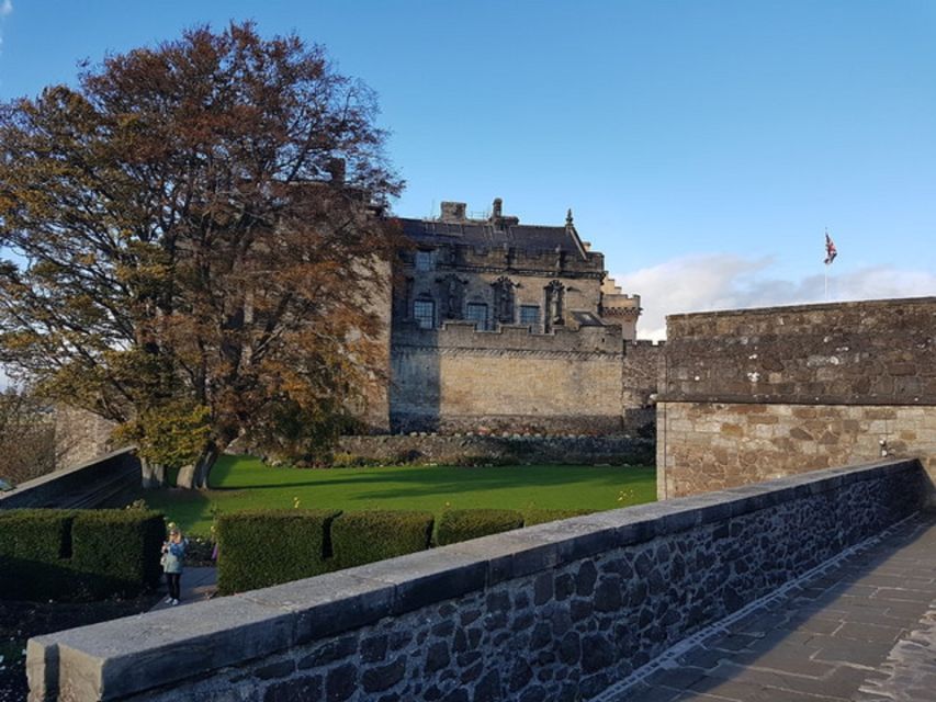 Greenock: Shore Excursion to Stirling Castle and Loch Lomond - Who will enjoy this shore excursion?
