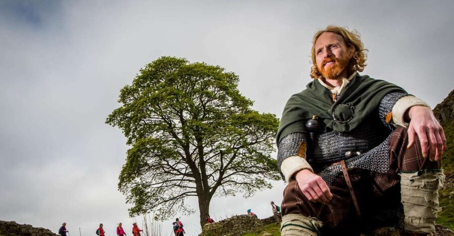 Hadrian's Wall: 2-Hour Guided Tour - Meeting at Cawfields Quarry and the Pennine Way
