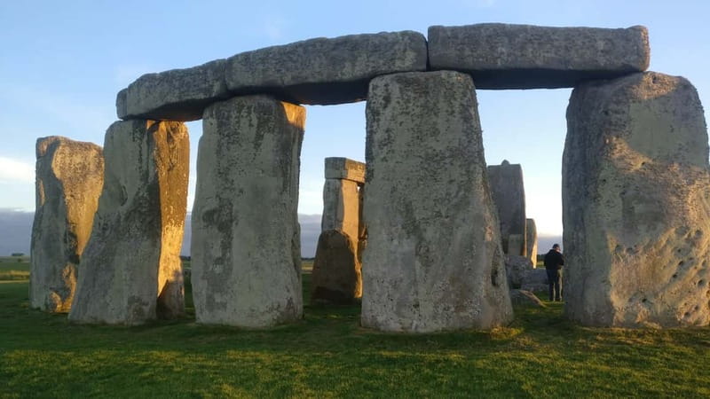 Half-Day tour to Stonehenge from Bath for 2-8 adventurers - Why a guided Stonehenge visit makes sense
