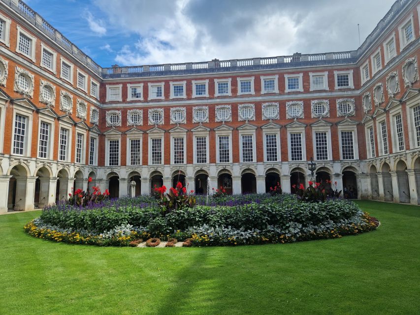Hampton Court and Windsor Castle, a right Royal day out. - Windsor Castle: a working royal residence with major treasures