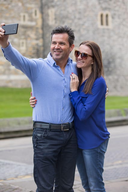 Hampton Court Palace and Windsor Castle Private Car Tour - What the guide adds to the day