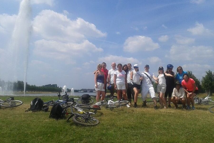 Hampton Court Palace: River Thames Bike Tour - Why Richmond makes such a good starting point