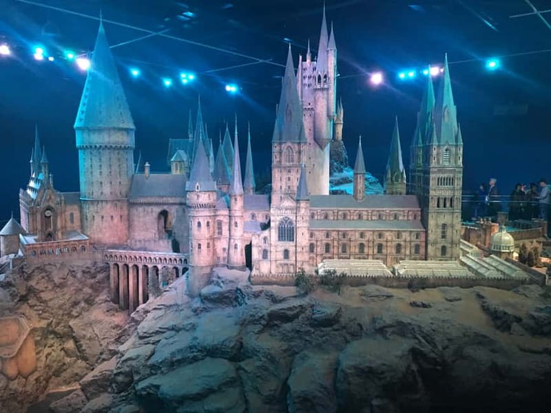 Harry Potter Studio Ticket & Tour of London Film Locations - Cancellation, changes, and practical planning